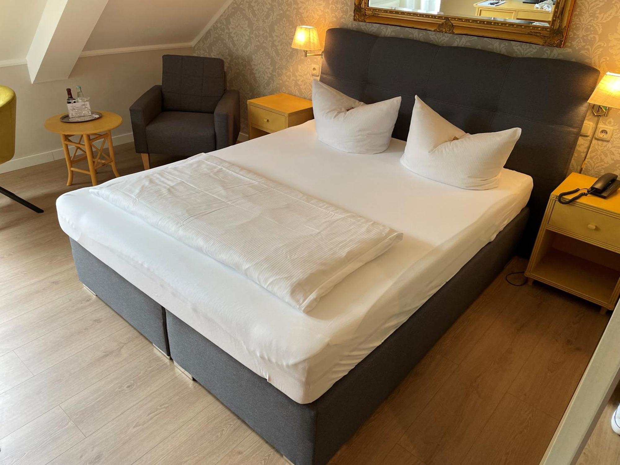 Burg Hotel&eventlocation 4*